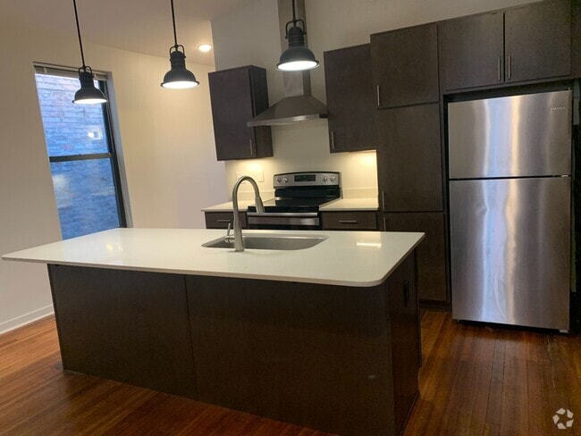 Building Photo - 1207 Main St Unit 2 Rental