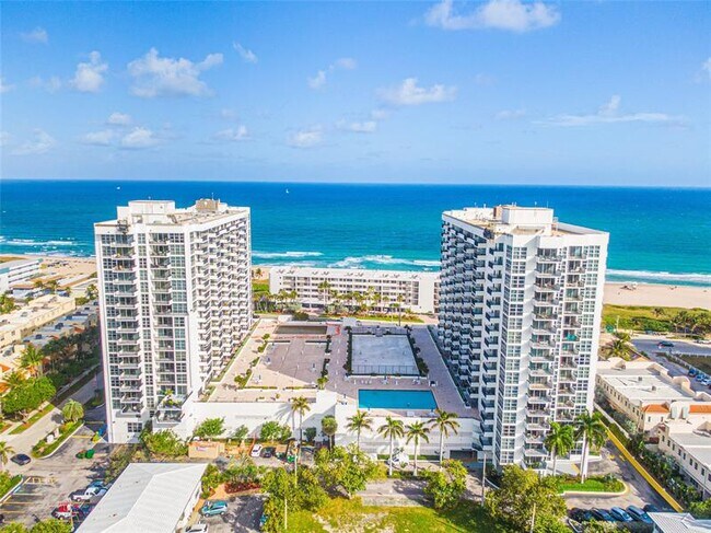 Building Photo - 525 N Ocean Blvd Unit 716 Rental