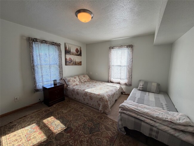 Photo - 91 Grand Ave Unidad 2nd Fl