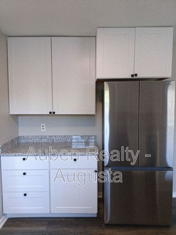 Photo - 109 Highview Dr