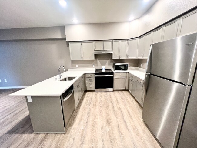 2330 Yakima Ct Unidad A103