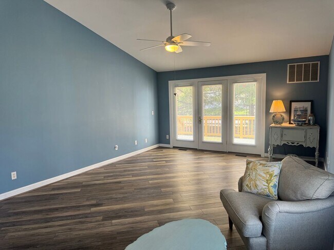 Photo - 8013 Bridgepointe Dr