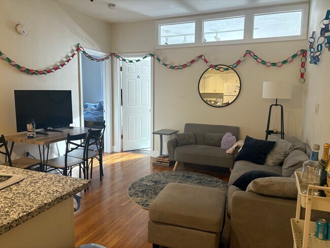 Photo - 62 Egmont St