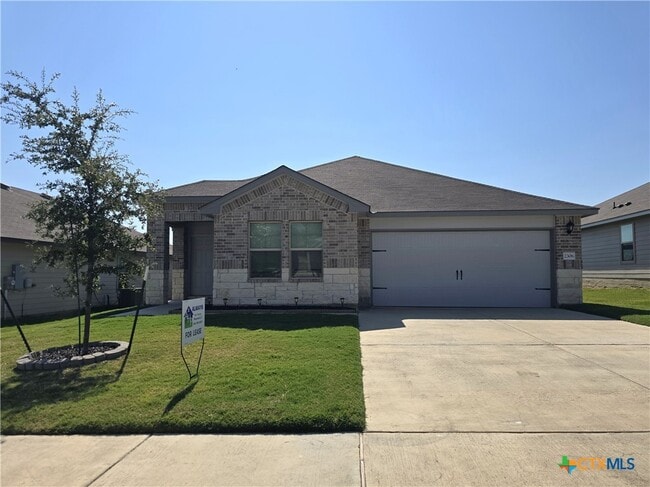 Building Photo - 2306 Aylesbury Dr