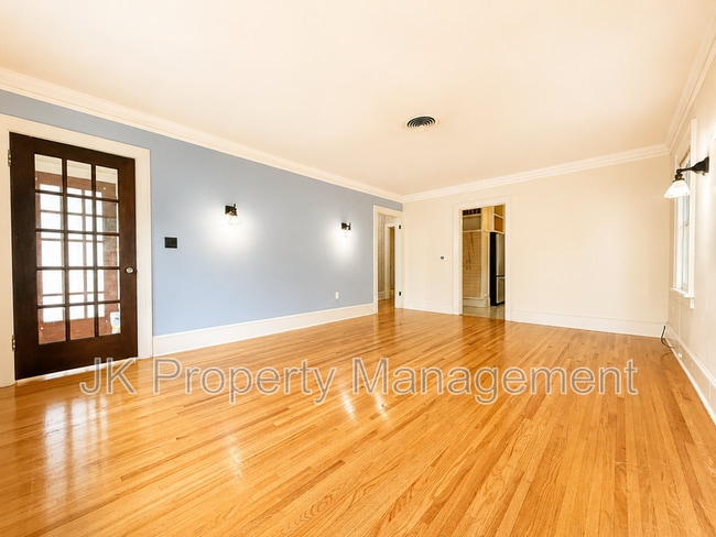 Photo - 2217 1st Ave S