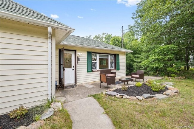 Photo - 450 Rye Hill Rd