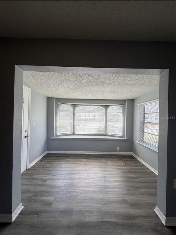 Photo - 1553 31st St