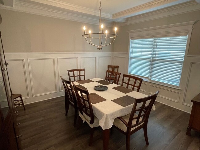 Photo - 819 Lost Grv Trl