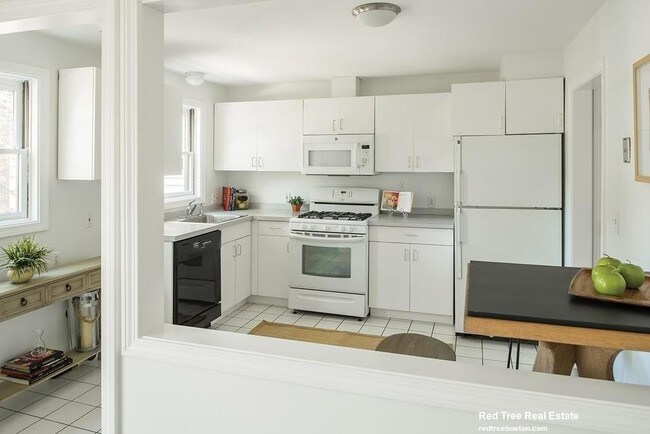 Photo - 35 Cottage St Unit 1