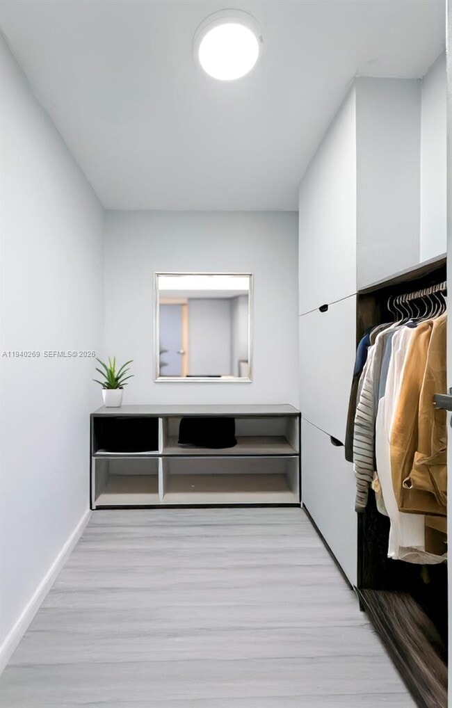 Photo - 137 Golden Isles Dr Unit 305