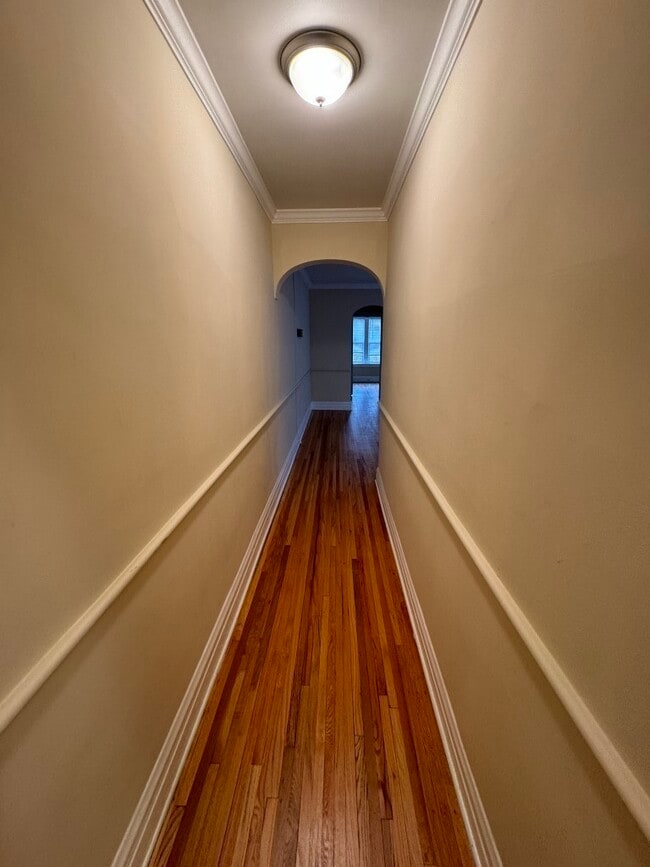 Photo - 2221 W Arthur Ave Unit 3