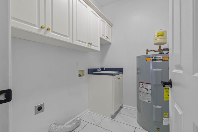 Photo - 1122 Mill Run Rd