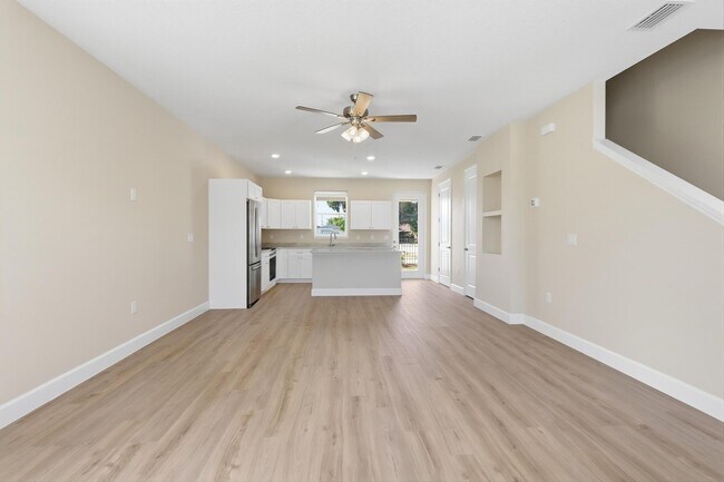 Photo - 216 S Florida Ave