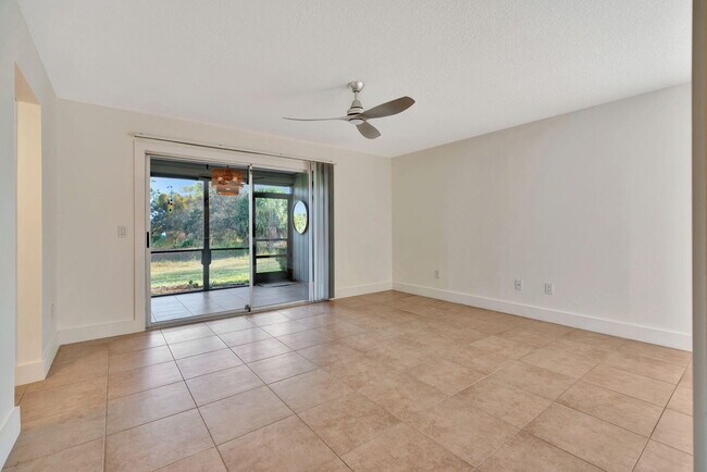 Photo - 8132 SE Croft Cir Unit A-1