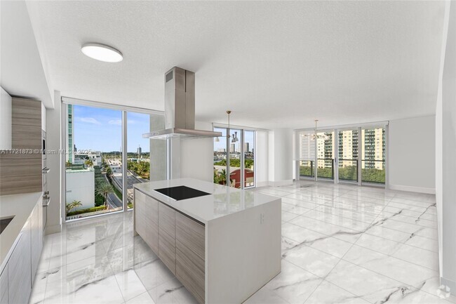 Building Photo - 330 Sunny Isles Blvd Unit 5-801 Rental