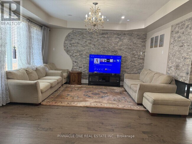 Photo - 1286 Kettering Dr