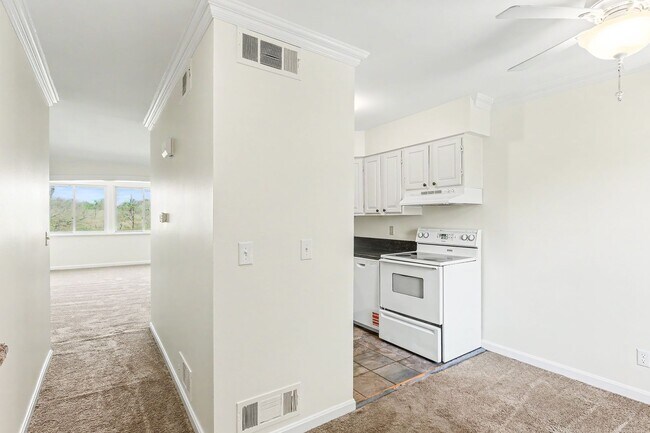 Photo - Two bedroom, one bathroom interior townhome in Mechanicsburg near Lisburn Rd.
