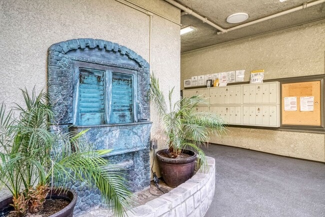 Highland Villa Apartments