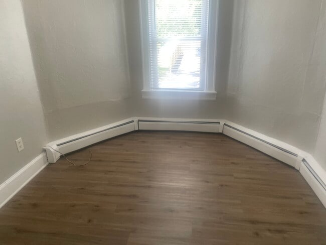 Photo - 406 Fisher Ave Unit 1st Floor Apartment