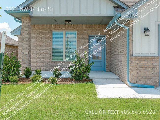 Photo - 9329 Northwest 142nd Street