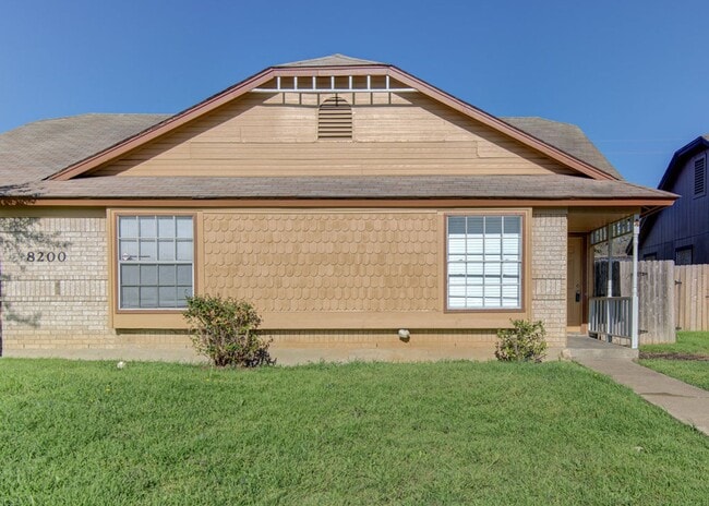 Photo - 8200 West Gate Blvd Unit -A