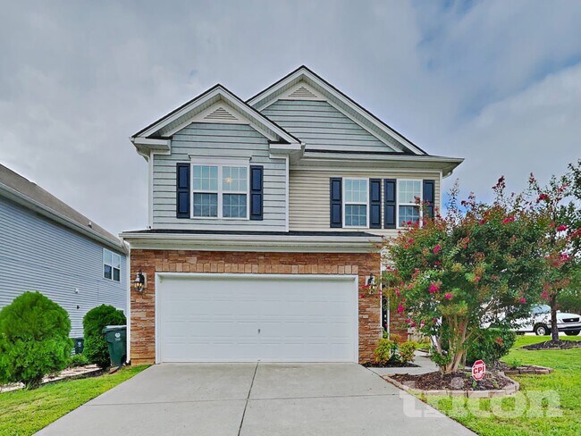 Photo - 1304 Lombar St