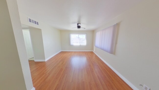 Photo - 512 North Cir