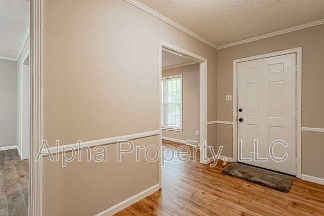 Photo - 111 Canebrake Dr
