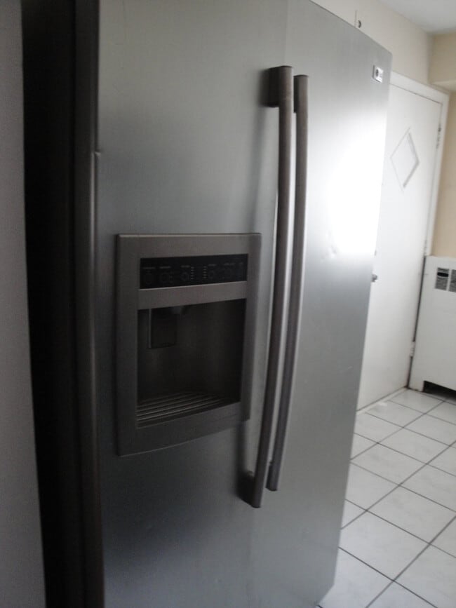 Photo - 4817 Hull St Unit 1