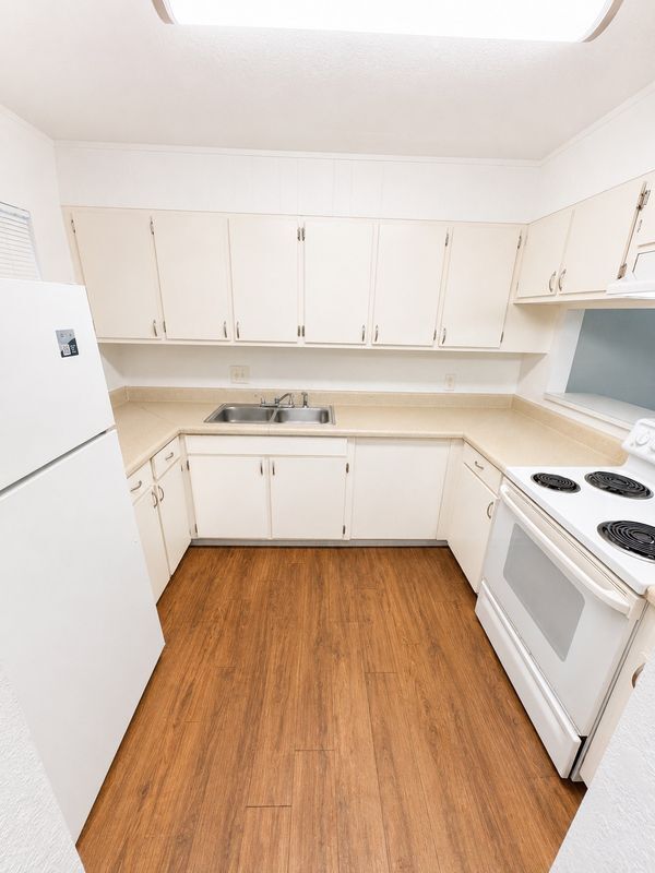 Photo - 1730-1730 NE 3RD STREET