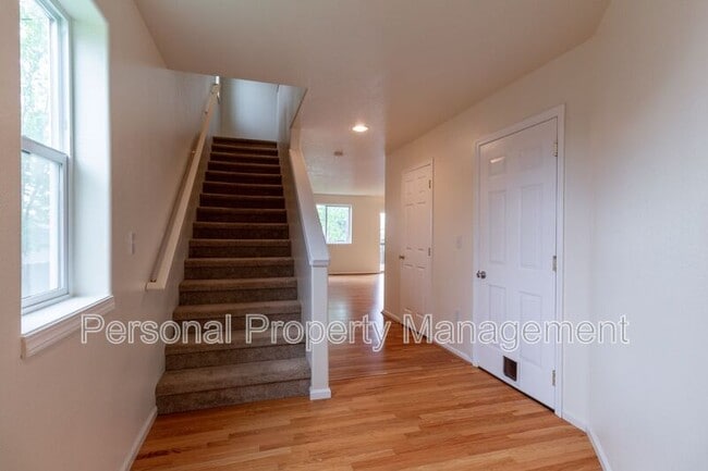 Photo - 3500 Olive St