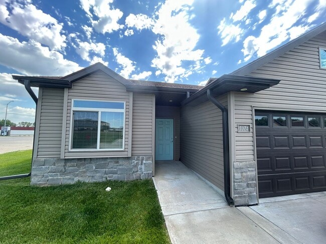 Photo - 5974 Pinnacle Pl Townhome
