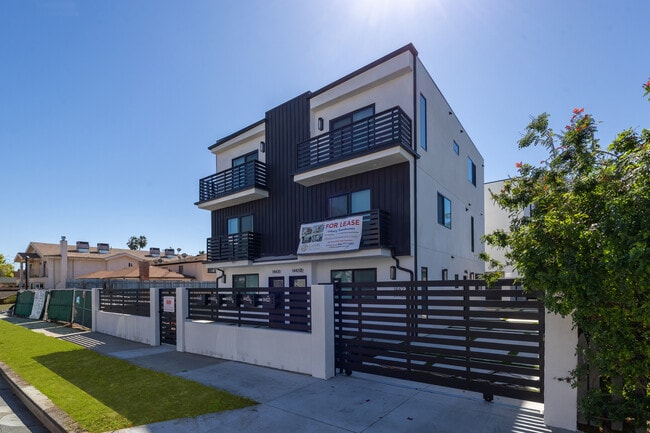 Photo - 14420 Tiara St Unit 14420 1/4