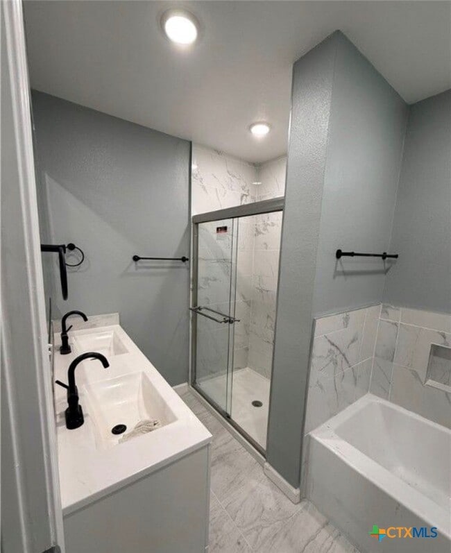 Building Photo - 1300 N 2nd St