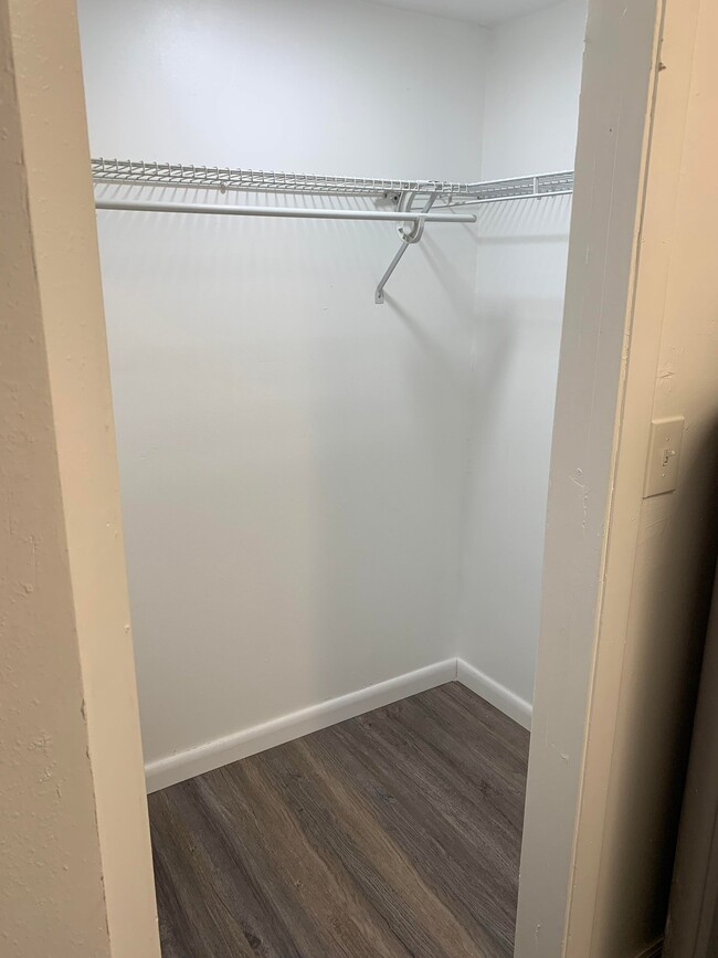 Photo - 18168 Phlox Dr Unit Apartment