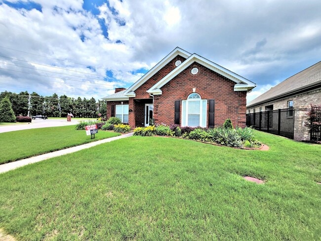 HOUSE FOR RENT - DECATUR - HOUSE FOR RENT - DECATUR