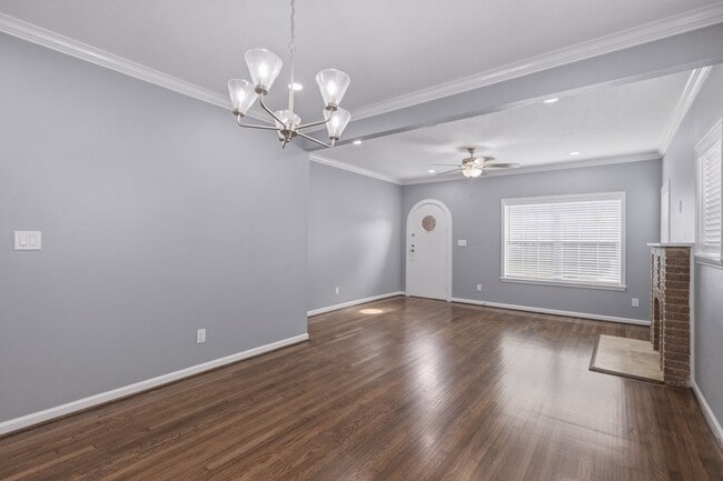 Photo - 2809 Wentworth St