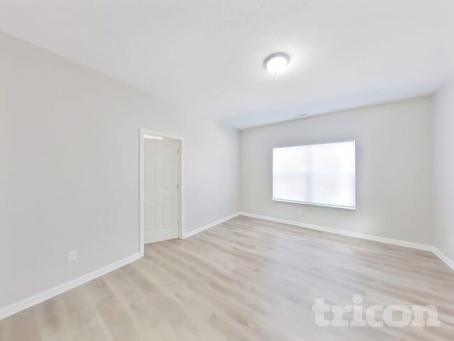 Photo - 4714 Angelica Dr