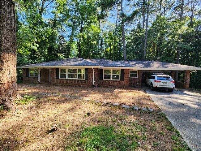 Building Photo - 2294 Clairmont Rd Rental