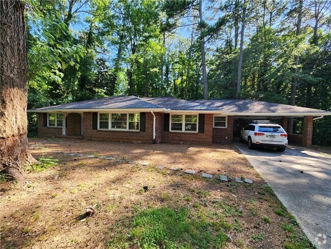 Building Photo - 2294 Clairmont Rd Rental