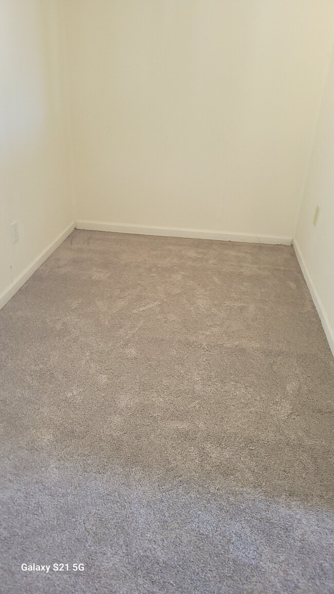 Photo - 1332 Buchanan St Unit Efficiency Apartment
