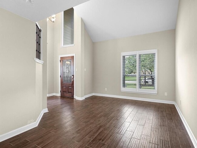 Photo - 9707 Green Valley Ln