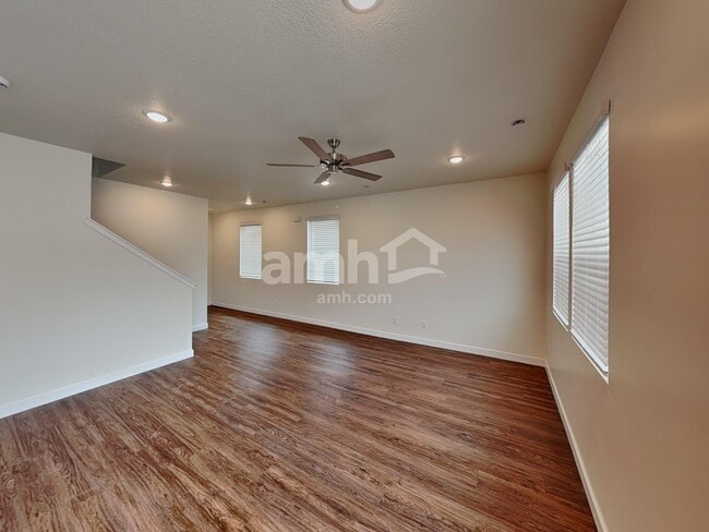 Photo - 8953 Wilroy Rd