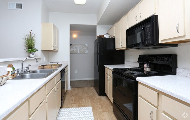 Easton Village Apartments For Rent in Houston, TX