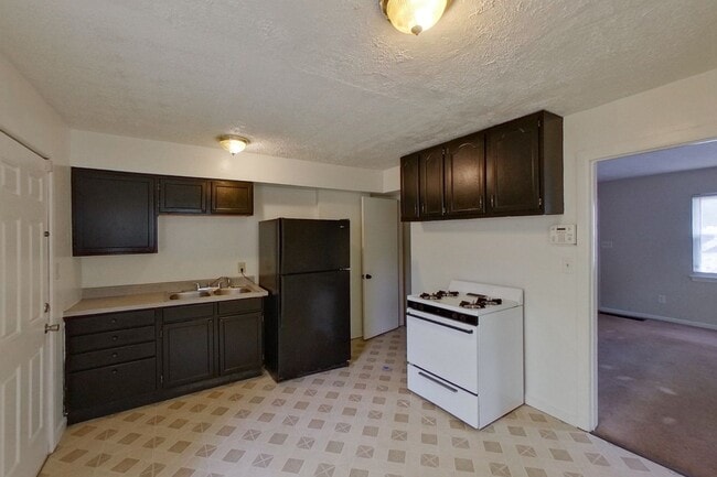 Photo - 2818-2820 Vanderberg Ave Unidad 2820