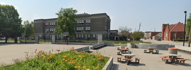 1917 Lofts