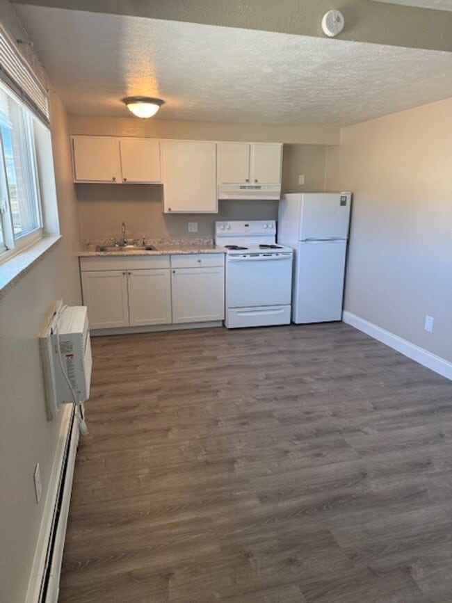 Photo - Cute Studio Apartment Available Unit 13