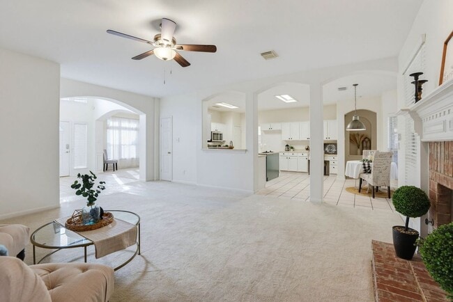 119 Baythorne