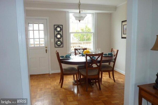 Photo - 2700 16th St S