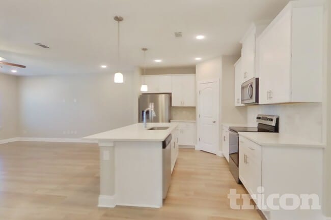 Photo - 1331 Carriage Park Dr